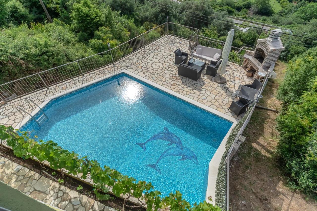 Montenegrina Daire Petrovac